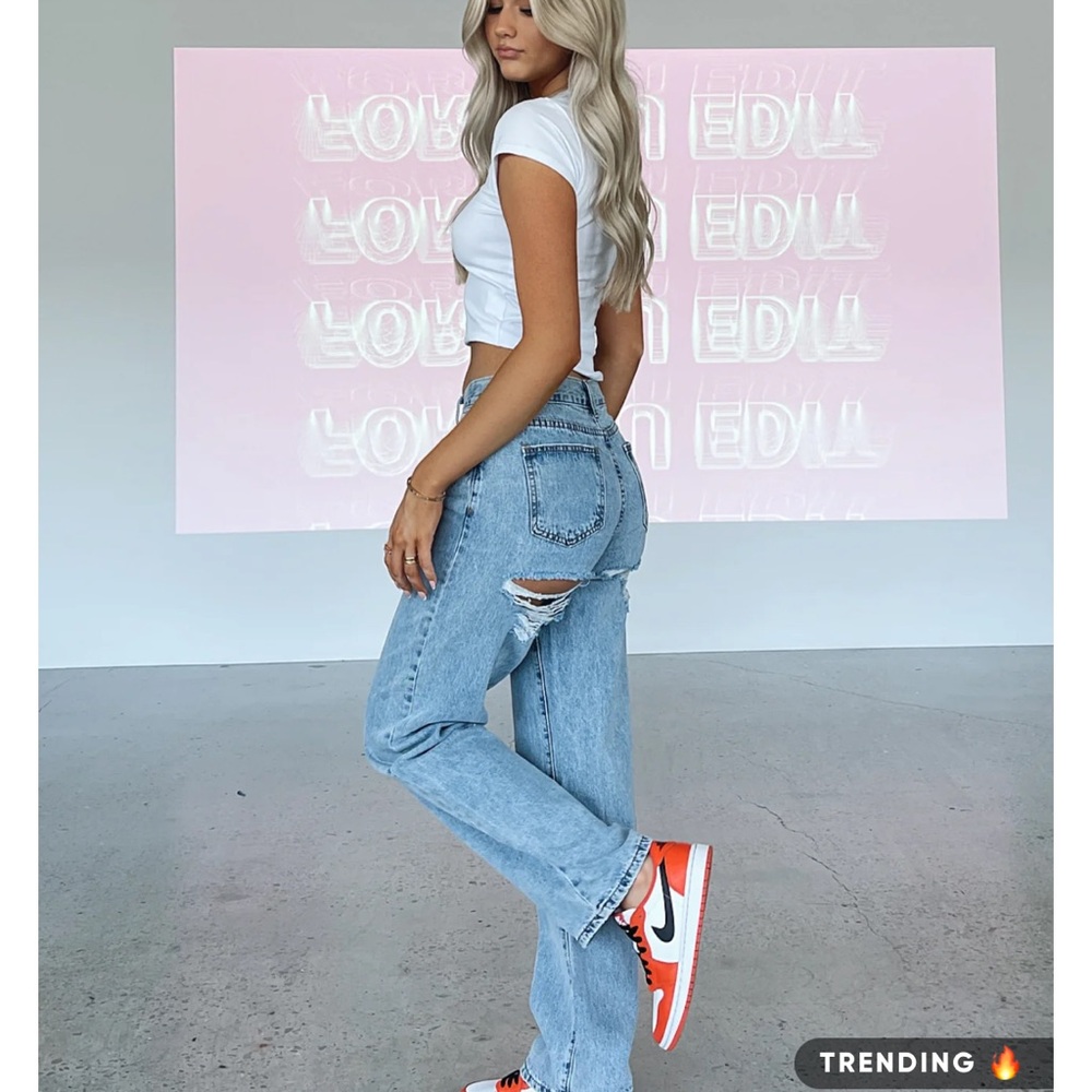 White Fox Boutique Taking a Trip Jeans Blue